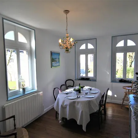 G2350 * Saint-Laurent-en-Caux