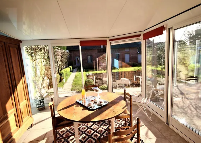 Holiday home Gite Gites De France - Chez Isa Saint-Laurent-en-Caux